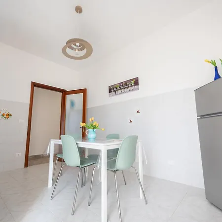 Apartment Comfort Near The Sea *