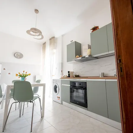 Comfort Near The Sea *