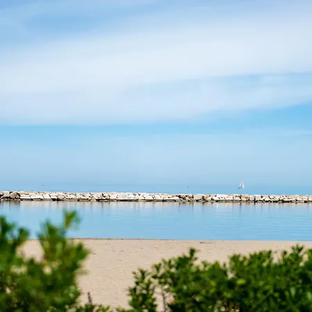 Comfort Near The Sea Apartament *