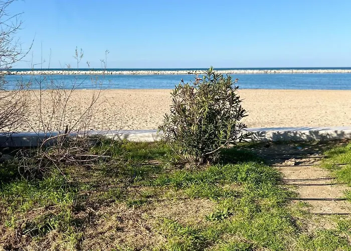 Comfort Near The Sea Apartament *