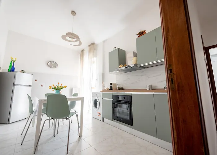 Comfort Near The Sea *